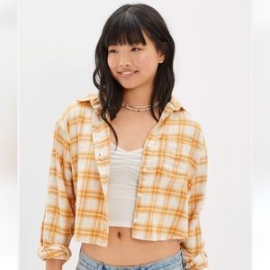 American Eagle Cropped Flannel Yellow